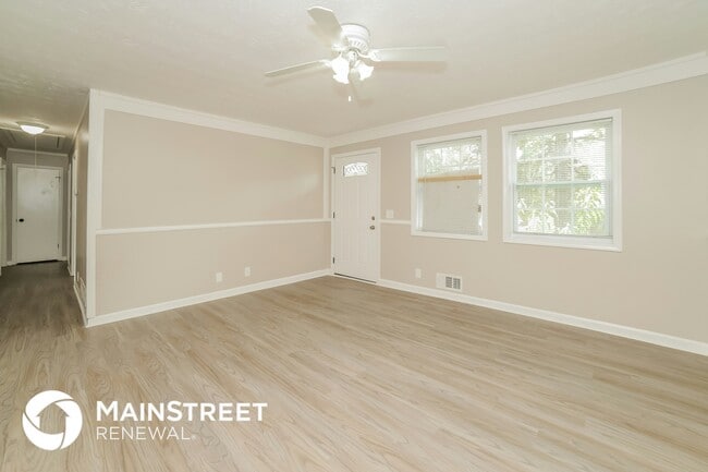 Photo - 608 Upland Ridge Dr NW