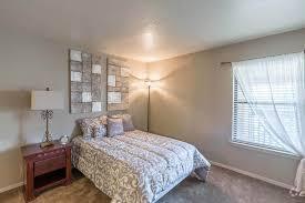 Building Photo - 1 bedroom in Denton TX 76209 Unit # 53 Rental