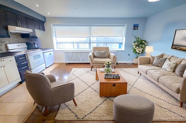 Photo - 710 Spadina Ave. Unit 104