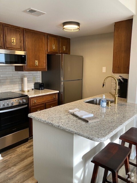 Building Photo - 85 Pine Valley Rd Rental