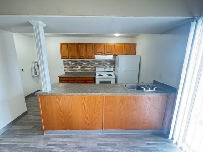 Building Photo - 7311 Buckingham Dr Rental