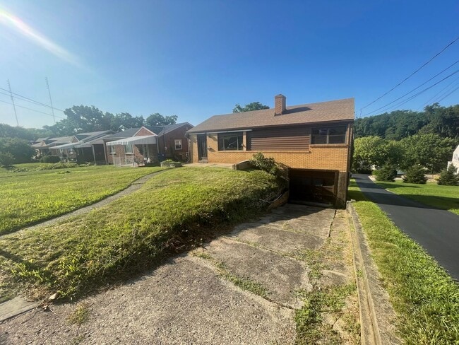 Photo - Jump into June and Own Your Own Home with our Summer Savings Spectacular!! - Lease-to-Own Opport...
