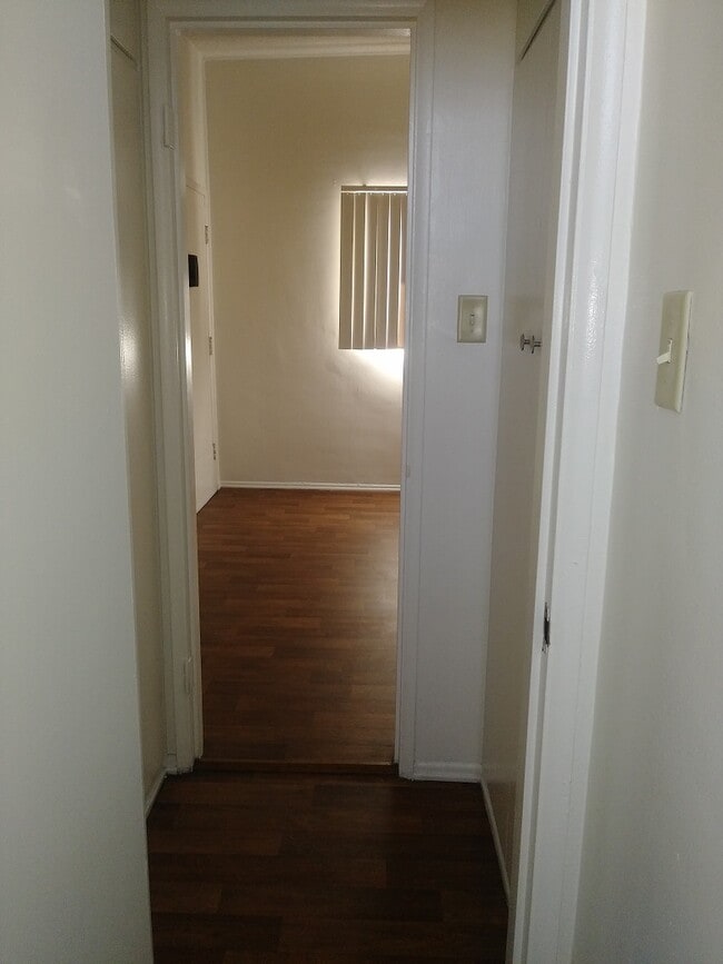 Century West Apartments (1525 Sawtelle Blvd)