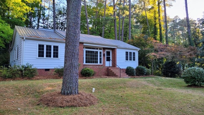 Photo - 625 Sunset Dr