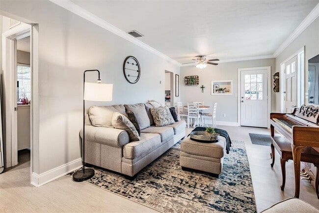 Photo - 6985 Merrick Ln