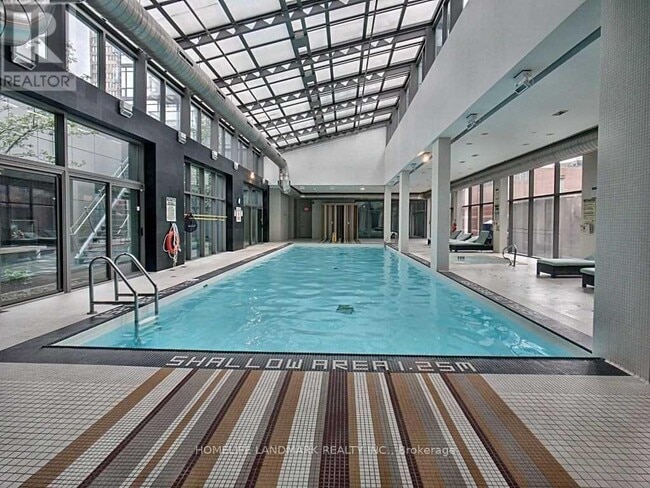 Photo - 38 Grenville St Unité 3706