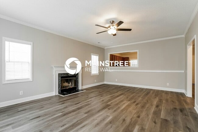 Photo - 3 Bedroom Pet-Friendly Home in Raleigh, NC with Main Street Renewal