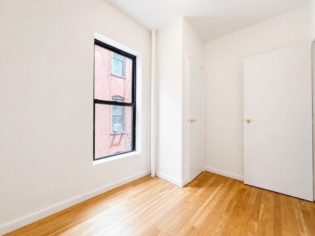 Photo - 1270 First Avenue Unidad 5E