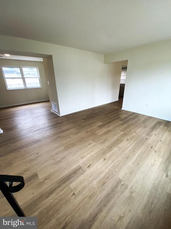 Photo - 7707 QUEENS Rd