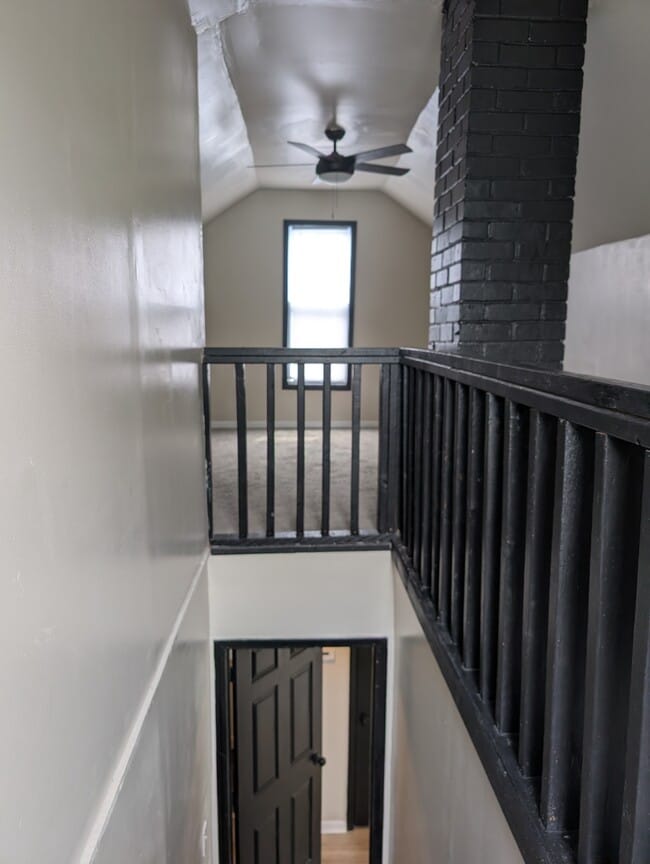 Photo - 18116 Bloom St