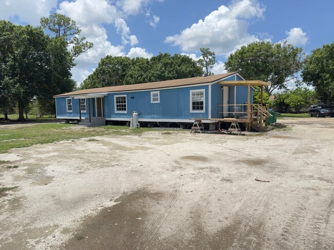 Building Photo - 1491 N 15th St