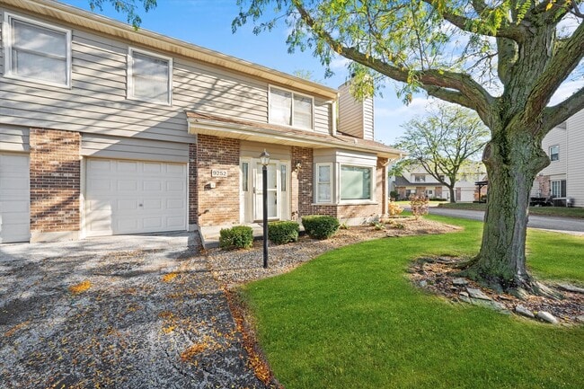 Building Photo - 9252 Cliffside Ln