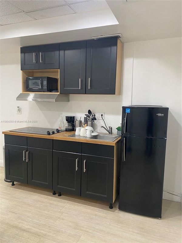 Photo - 540 Washington Ave