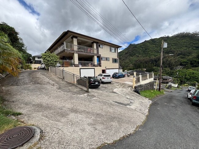 Building Photo - 1940 Iwaho Pl Unit 2 Rental