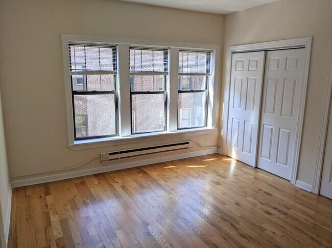 Photo - 1 bedroom in Evanston IL 60201 Unit C1