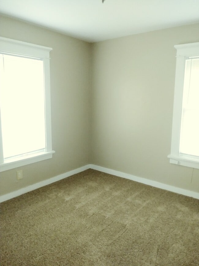 Photo - Cozy 2 bed 1 bath house $995