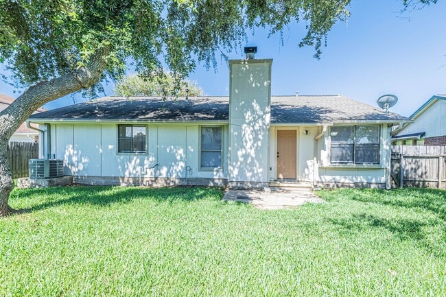 Building Photo - 11438 Brook Meadow Dr