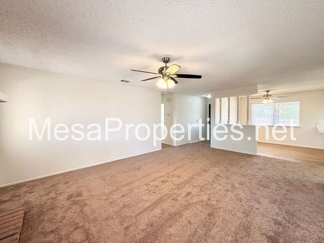 9472 Wasco Ave
