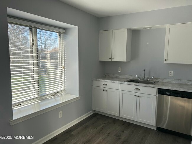 Building Photo - 105 Mt Ln Unit 7