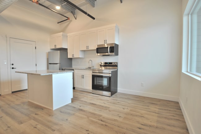 Photo - Westfield Lofts - Bay 12 Unit Nook #202