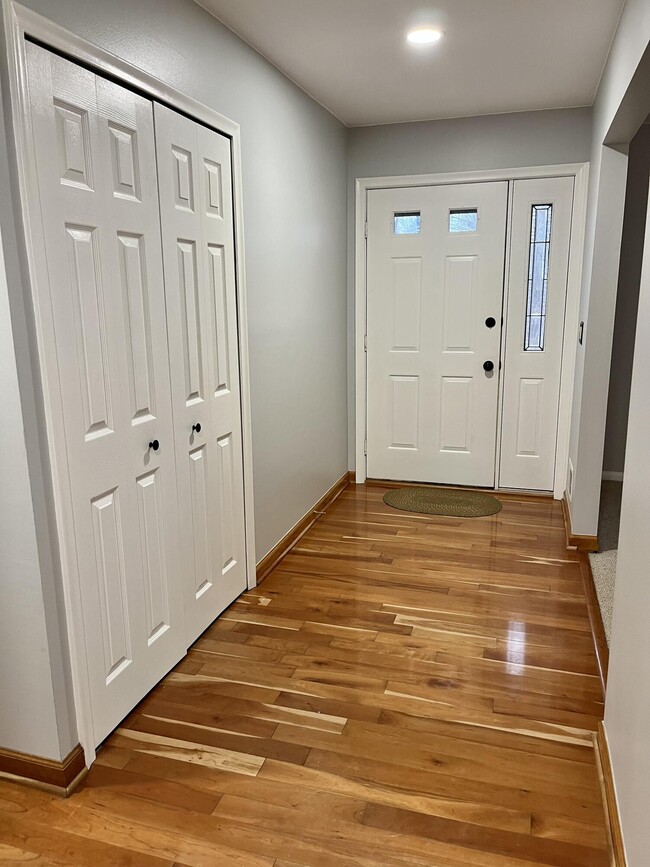 Photo - 3492 Yarney Rd