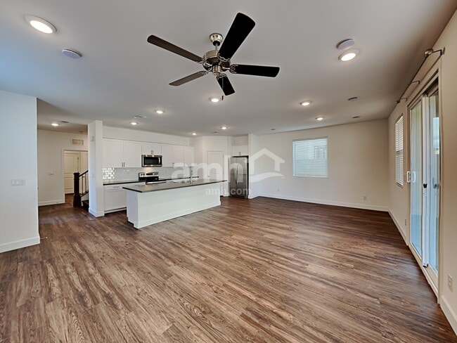 Photo - 9123 Taft Point Ct