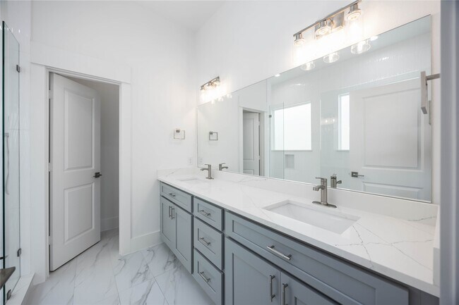 Photo - 1941 Knoll St