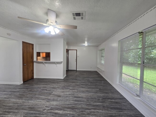 Photo - 7510 Hummingbird Ln