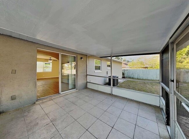 Photo - 963 Sonata Ln