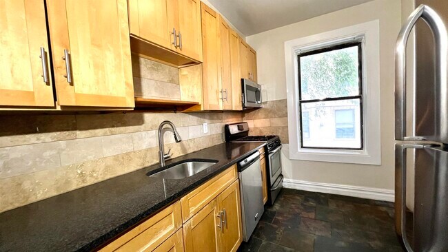 118 Corbin Ave Unit 302