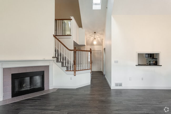 2BR, 2.5BA - 1,625SF - Briar Glen Village