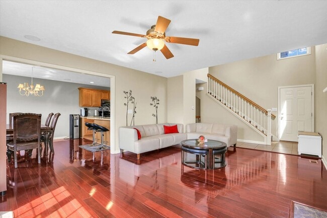 Photo - Updated 3 Bedroom Townhome in SW Champaign - Available 06/01/2026