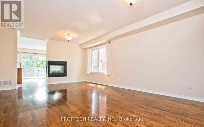 Photo - 23 Baltic St