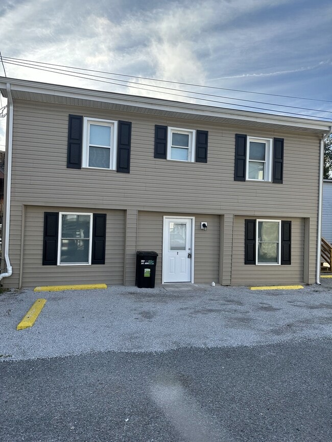 Photo - 107 Violet Aly Unit 1