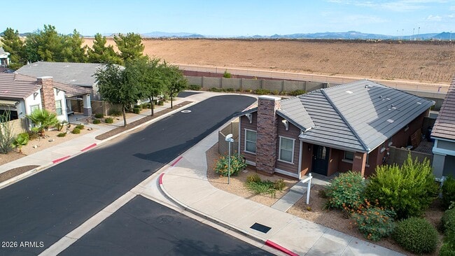 Building Photo - 4356 E Sack Dr