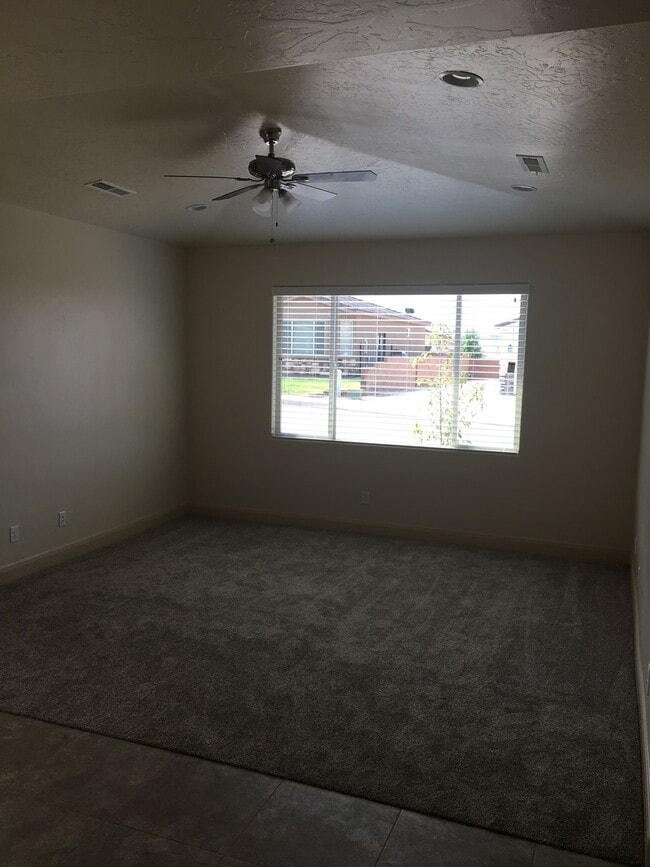 Photo - Home in Hurricane