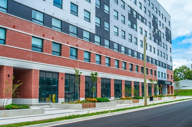 Photo - 1 Wellington St