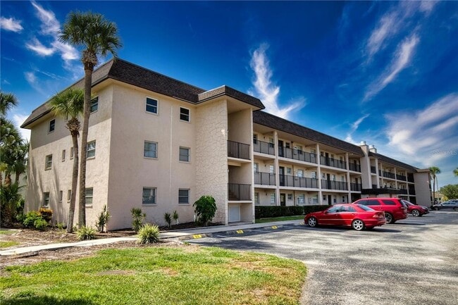 Building Photo - 102 Capri Isles Blvd Unit 207 Rental