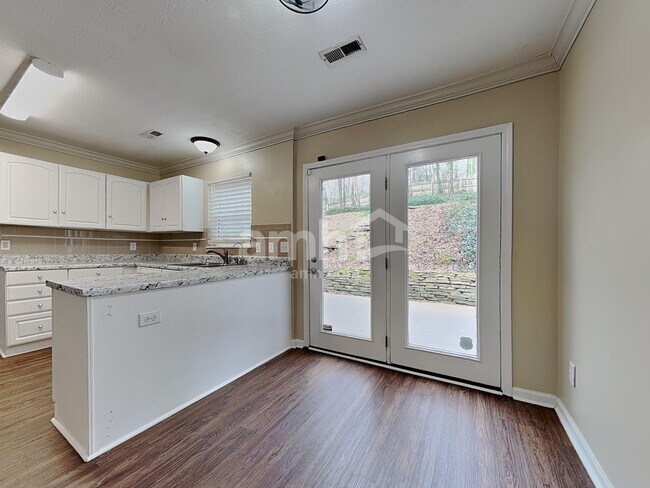 Photo - 1405 Randall Park Dr