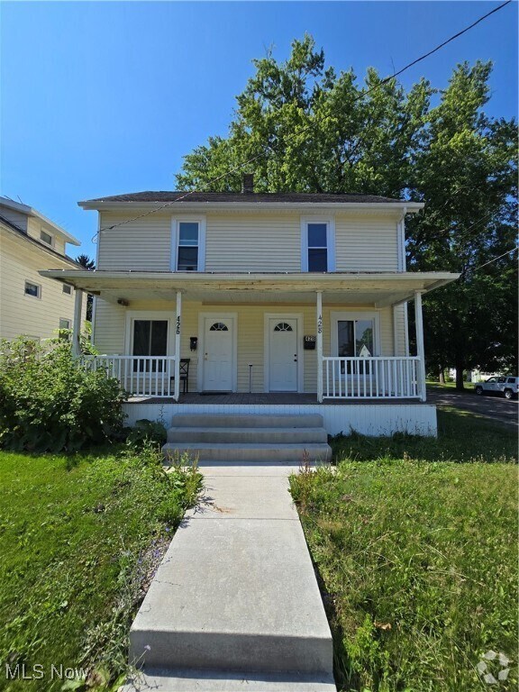 Building Photo - 428 W Oak St Rental