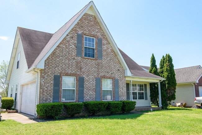 Photo - Flexible 4-Bed Home on Corner Lot in Everg...