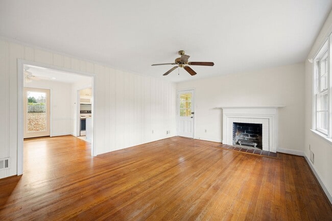 Photo - Stratford Hills Brick Ranch