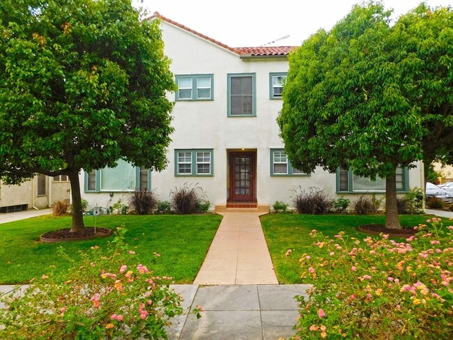 Building Photo - 1157 N Maryland Ave Unit 1157 #2