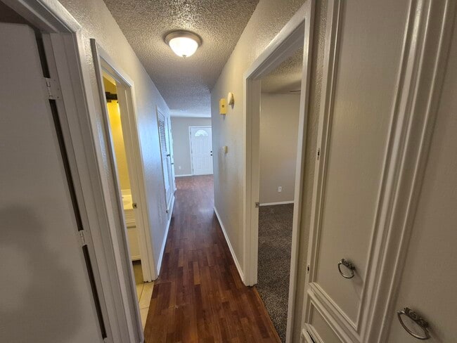 Photo - 6404 28th St