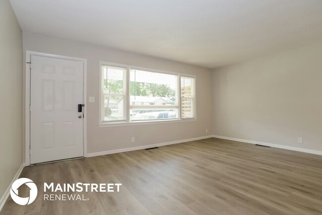 8002 E 89th Ter