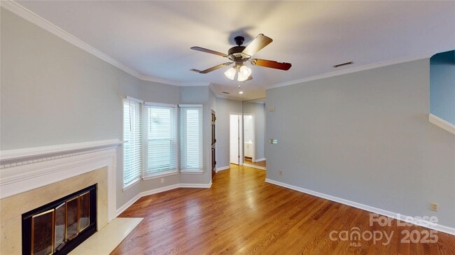 Photo - 414 Clarkson Green St