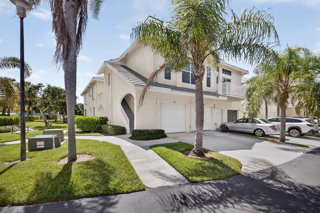 Photo - 1603 Mizzenmast Way