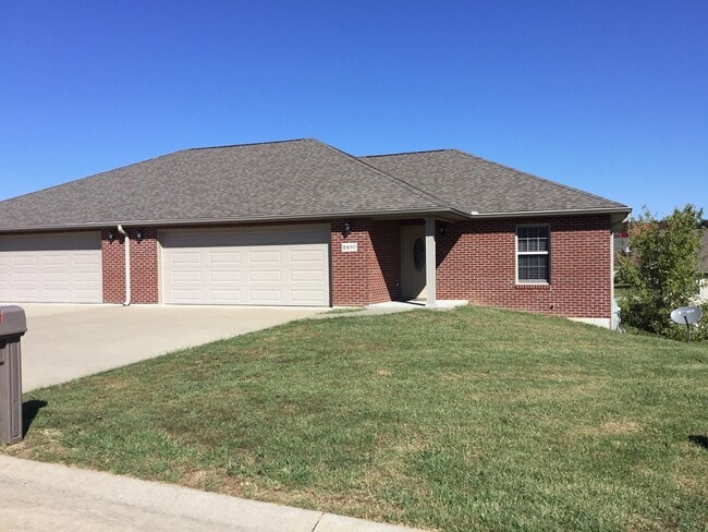 Photo - Travelers Way 2478/2480 Unit 2480