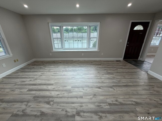 Photo - 56 Janet Cir Unit 7