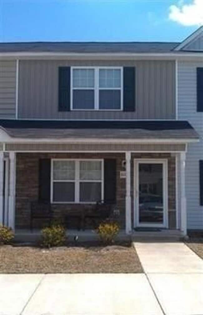 Building Photo - Townhouse Coming Soon!